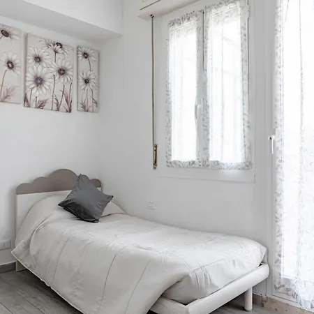 H11 Maison Sophie Centro - Mare Apartment *